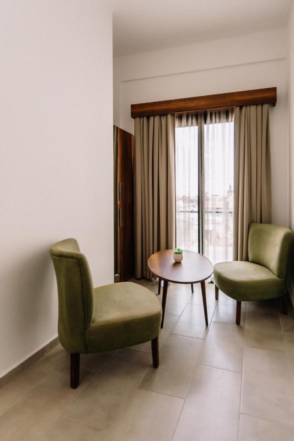Cezar'S Airport Hotel 尼科西亚 外观 照片