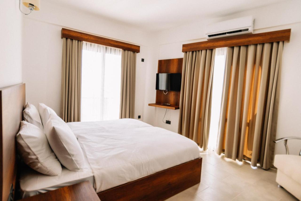 Cezar'S Airport Hotel 尼科西亚 外观 照片